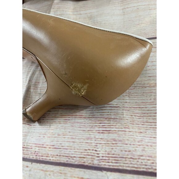 Salvatore Ferragamo Women's Brown Pointed Toe Leather Pumps - 9B - Picture 6 of 13